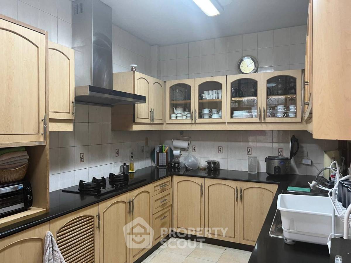 รูป บ้าน 5 ห้องนอน ขนาด 500 ตร.ม. ย่านสมเด็จเจ้าพระยา ใกล้ BTS กรุงธนบุรี (ID 2421357) - รูปที่ 5/13
