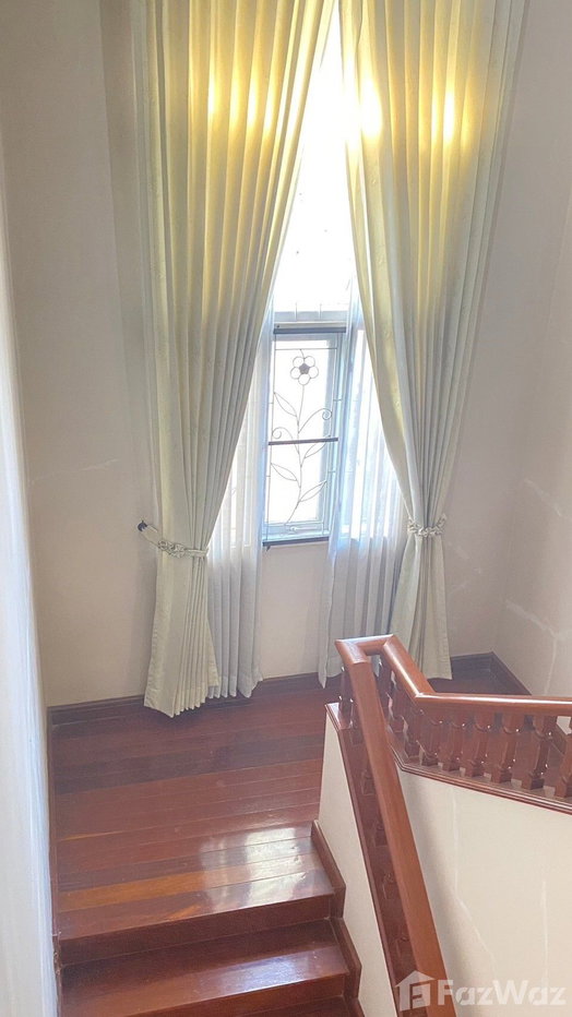 picture Escape to Elegance - Luxury Eternity Awaits in Saen Saep! 540090 - 8/16
