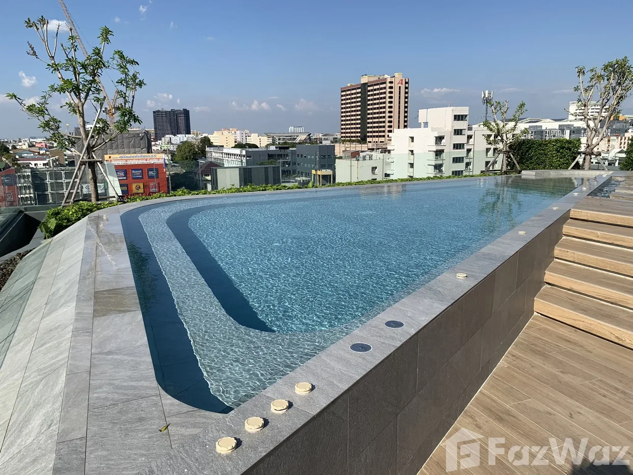 picture Sale by owner - Only one 2BR condo per floor 983900 - 15/61