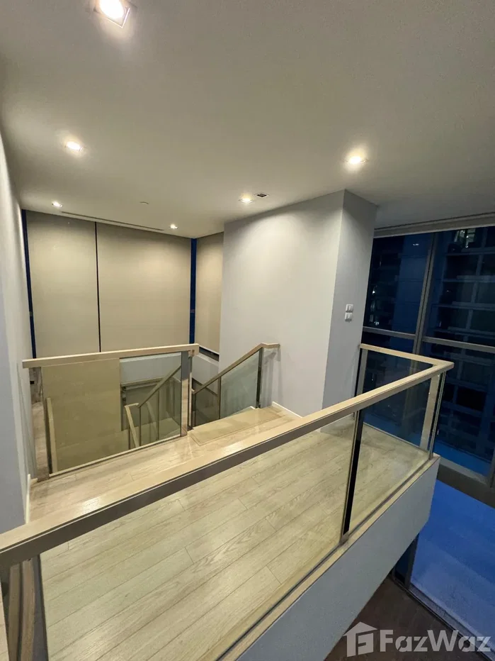 รูป คอนโดให้เช่า 2 ห้องนอน ในโครงการ เดอะ รูม สุขุมวิท 21 73072 - รูปที่ 20/23