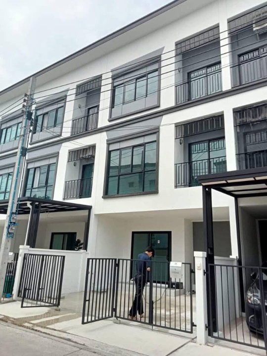 picture Lumpini Town Place Sukhumvit - Srinakarin - 5/10
