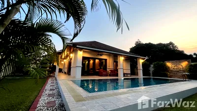 Houses for sale : 3 Bedroom Villa for sale at Hillside Hamlet 5-6 5768696