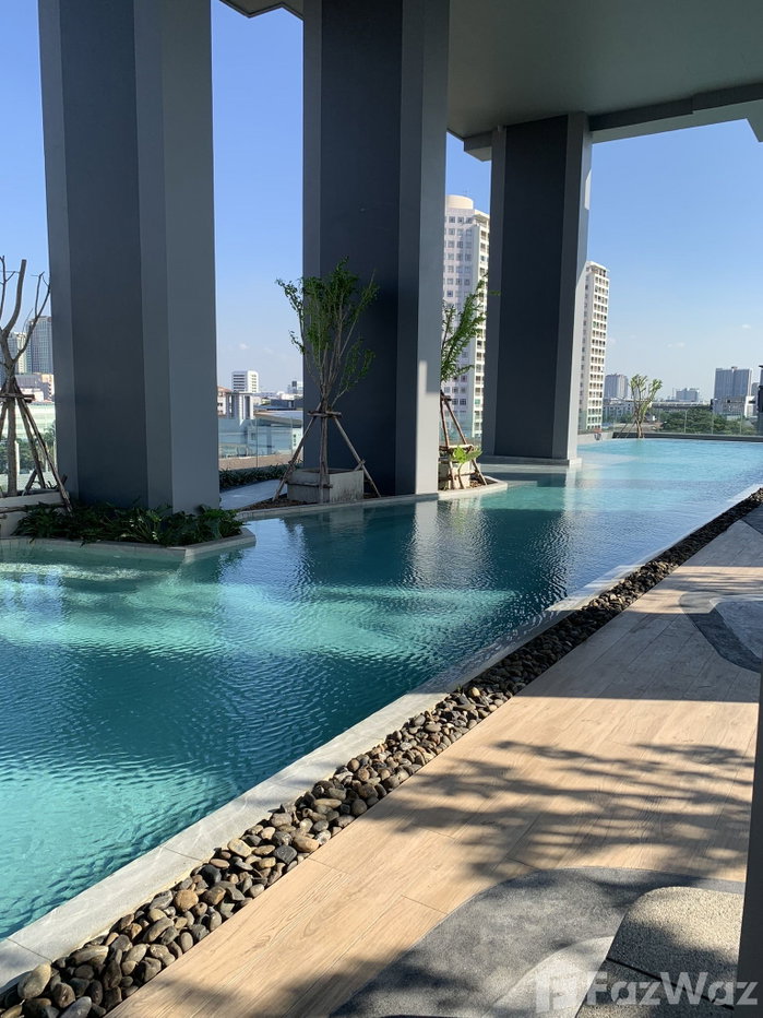 picture Sale by owner - Only one 2BR condo per floor 983900 - 11/61