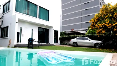 เช่าบ้านเดี่ยว วิทยาลัยพณิชยการบางนา : บ้านเดี่ยวให้เช่า 6 ห้องนอน ใน บางนา, กรุงเทพมหานคร 5854691