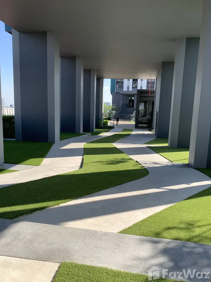 picture Sale by owner - Only one 2BR condo per floor 983900 - 41/61