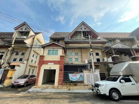 AI 0103 : หมู่บ้านเมอริท เพลส ลาดพร้าว