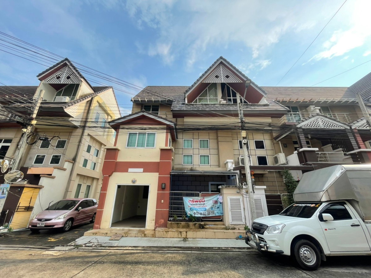 รูป AI 0103 : หมู่บ้านเมอริท เพลส ลาดพร้าว - รูปที่ 1/31