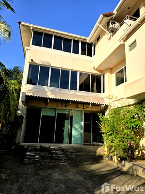 Houses for rent  Watcharaphon Station : 7 Bedroom House for rent in Tha Raeng, Bangkok  1654810