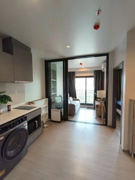 P1162 Condo for rent Life Asoke Hype, near MRT Rama 9, size 35 sq.m. Beautiful room, fully furnished, ready to move in.