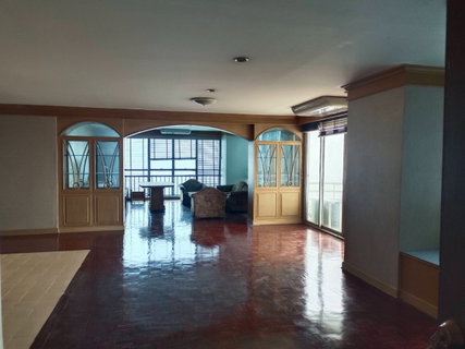 ขาย  ห้องคอนโด กว้าง 3 ห้องนอน ที่ คอนโด NS Tower Bangna, ติดห้าง Central บางนา