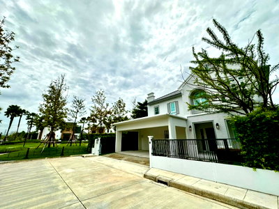ขายบ้านเดี่ยว : ขายบ้านเดี่ยวหลังมุม Villaggio 3 ศรีนครินทร์–บางนา 