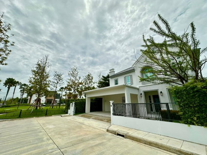 ขายบ้านเดี่ยวหลังมุม Villaggio 3 ศรีนครินทร์–บางนา