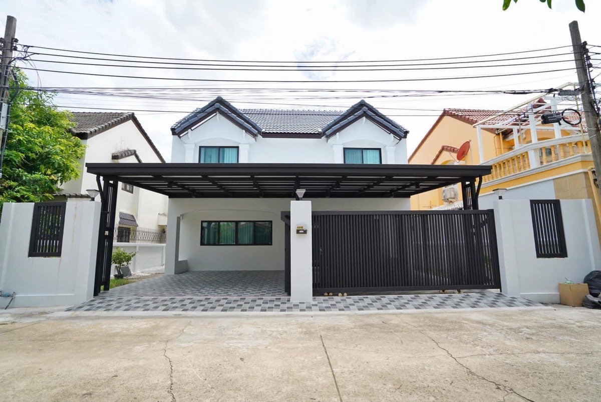 รูป #S198 ให้เช่า Master Royal Suan Luang Rama9 Village - รูปที่ 2/17
