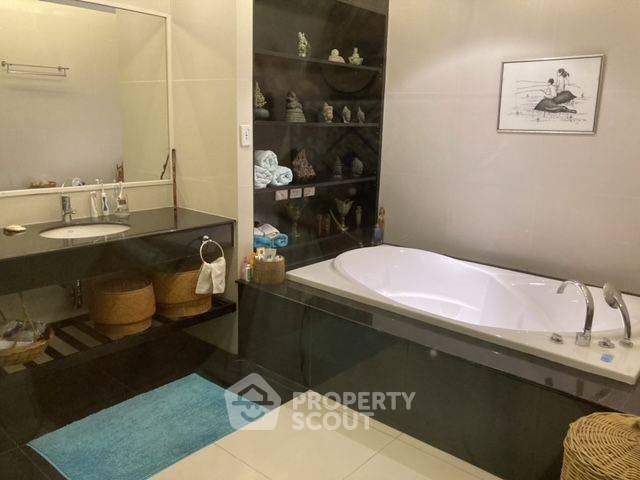 รูป คอนโด 3 ห้องนอน 268 ตร.ม. ชั้น 23 ที่ La Royale Beach Condo พัทยา (ID 1105512) - รูปที่ 6/10