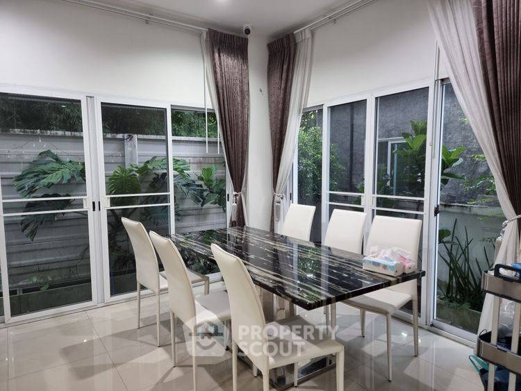 รูป บ้าน 3 ห้องนอน วิลล่า จามจุรี รามอินทรา-หทัยราษฎร์ รับเลี้ยงสัตว์ได้ (ID 2426028) - รูปที่ 13/17