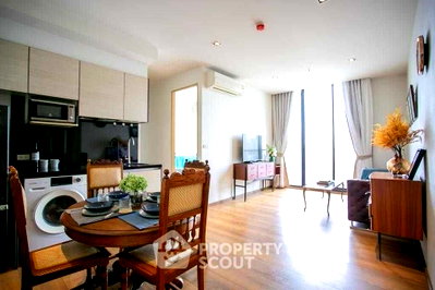 Condos for sale : 2-BR Condo On 33rd Floor, Park Origin Phrom Phong, BTS Phrom Phong (ID 1386991)