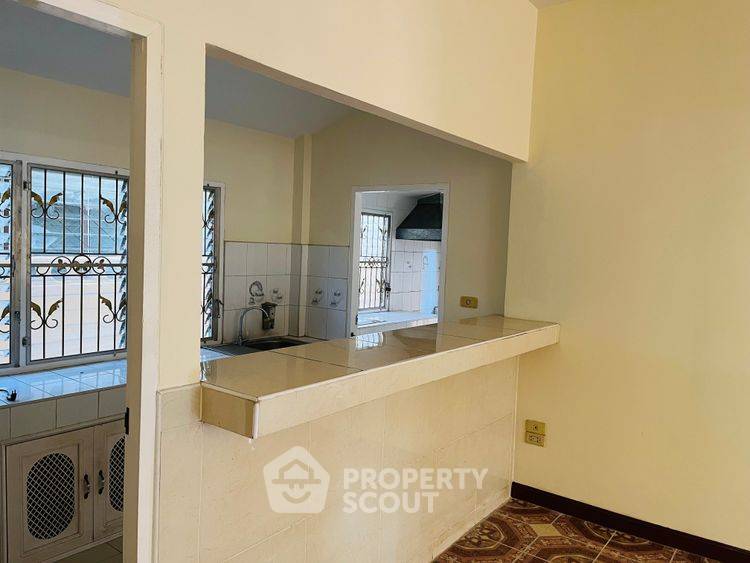 picture Pet-Friendly 3-BR House For Sale, Suan Tawan Village Near Pa Daet (ID 2426749) - 14/19