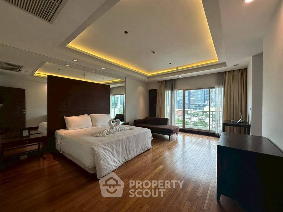 รูป คอนโด 3 ห้องนอน 220 ตร.ม. ที่ Royal Residence Park ใกล้ BTS เพลินจิต (ID 2427719) - รูปที่ 4/13
