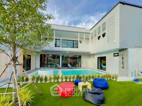 5-BR Pool Villa With Private Garden, My Room Pool Villa Pattaya (ID 2428822)