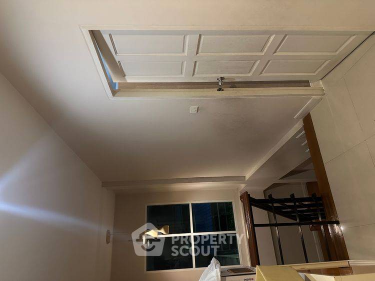 picture Pet-Friendly 3-BR House For Sale Near Don Mueang, Bangkok (ID 2426271) - 15/19