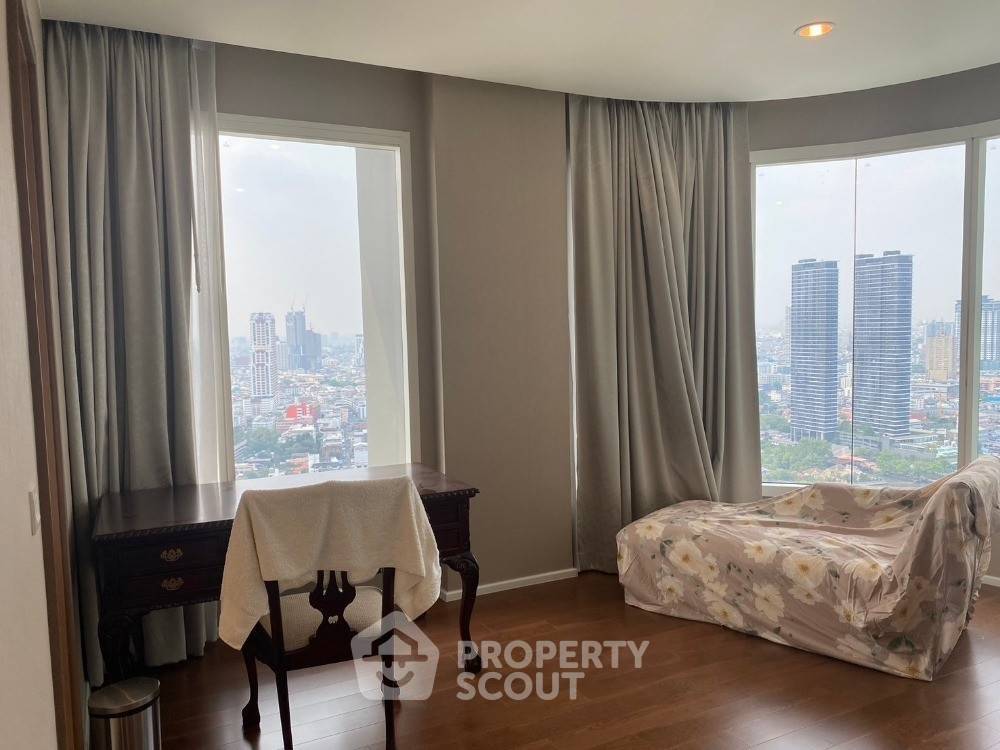 รูป คอนโด 3 ห้องนอน เมนัม เรสซิเดนซ์ ชั้น 26 ใกล้ BTS สะพานตากสิน (ID 1548487) - รูปที่ 15/18