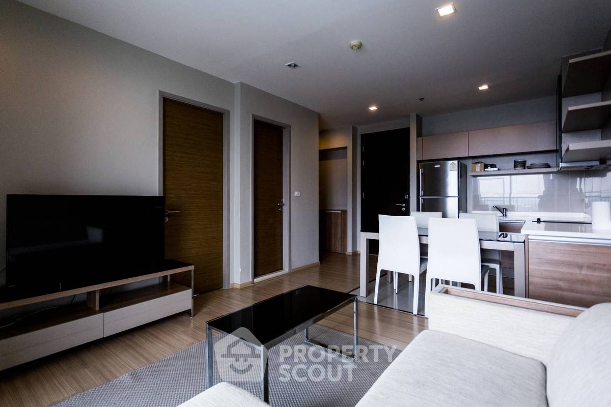 รูป คอนโด 2 ห้องนอน 65 ตร.ม. Rhythm Sukhumvit 50 ใกล้ BTS อ่อนนุท 200 ม. (ID 1792029) - รูปที่ 2/13