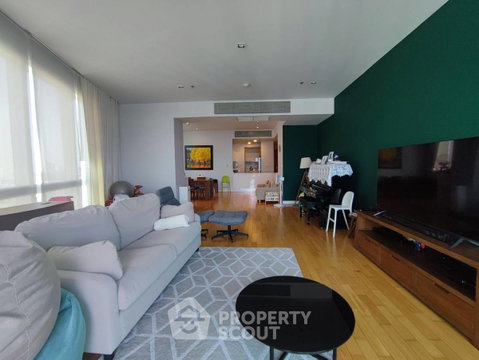 3-BR 198 Sqm, 33rd-Floor Condo At Millennium Residence, BTS Asoke (ID 1502115)