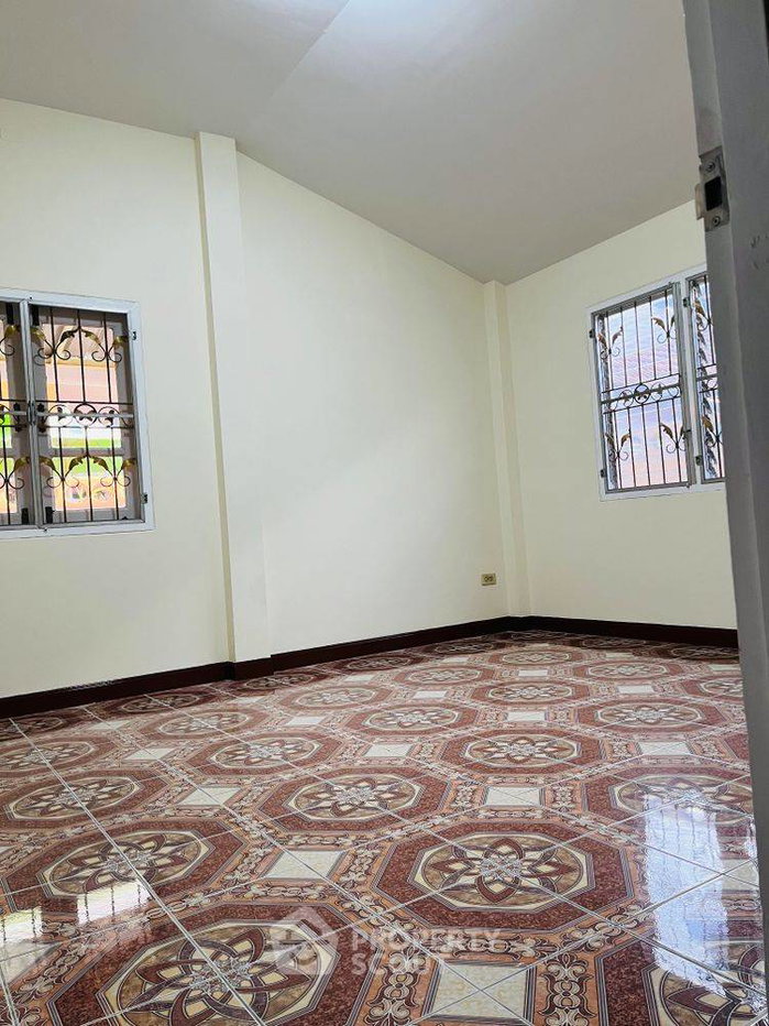 picture Pet-Friendly 3-BR House For Sale, Suan Tawan Village Near Pa Daet (ID 2426749) - 12/19