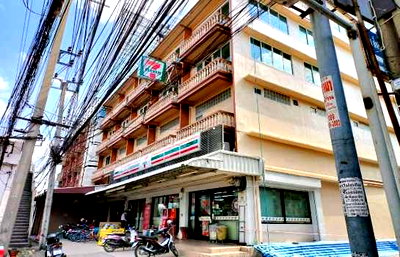 อาคารพาณิชย์ ปากเกร็ด นนทบุรี : ขาย อาคารพาณิชย์ 4.5 ชั้น 135 ตรว. ซ.แจ้งวัฒนะ-ปากเกร็ด 36 ห่าง MRT สถานีเมืองทอง เพียง 200 ม.