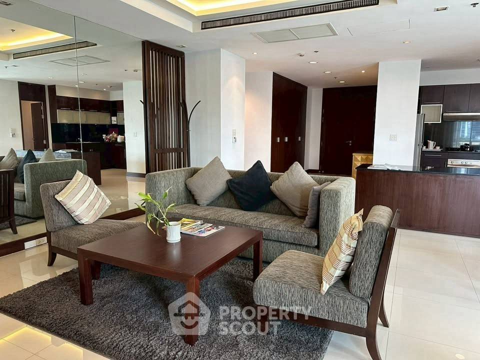 รูป คอนโด 3 ห้องนอน 220 ตร.ม. ที่ Royal Residence Park ใกล้ BTS เพลินจิต (ID 2427719) - รูปที่ 1/13