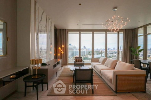 3-BR 250 Sqm Condo At Four Seasons Private Residences Near BTS Saphan Taksin (ID 1973464)