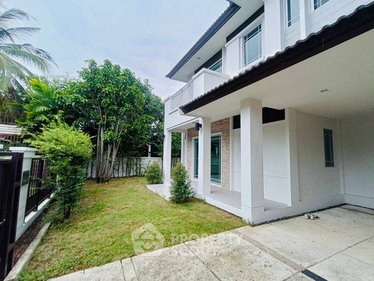 picture Pet-Friendly 3-BR House For Sale At Siwalee Ratchaphruek-Chiang Mai (ID 2426525) - 1/11