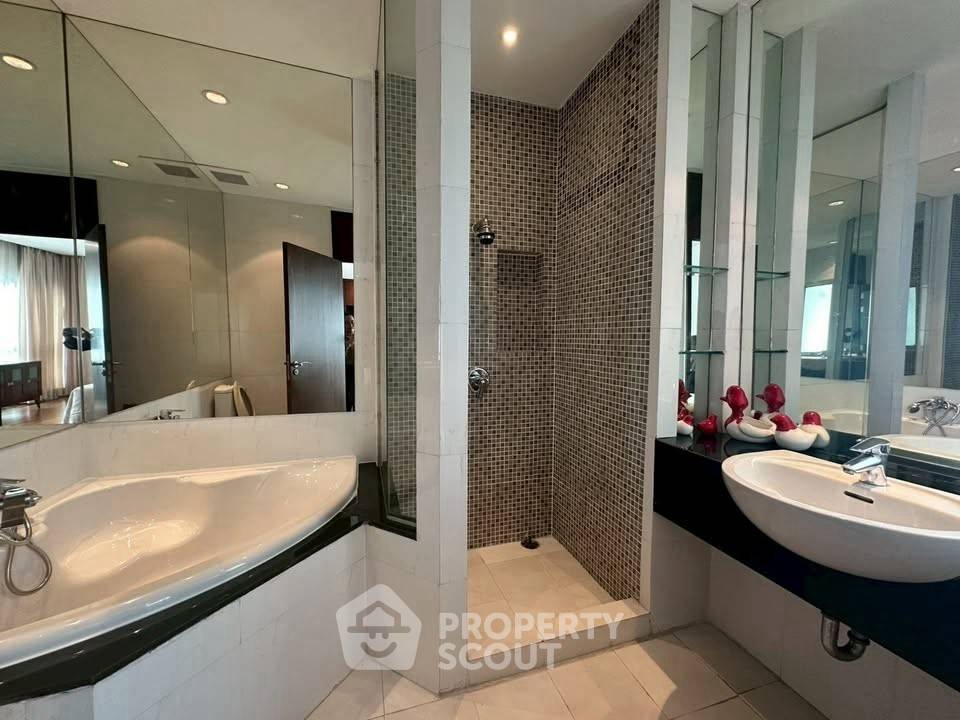 รูป คอนโด 3 ห้องนอน 220 ตร.ม. ที่ Royal Residence Park ใกล้ BTS เพลินจิต (ID 2427719) - รูปที่ 13/13