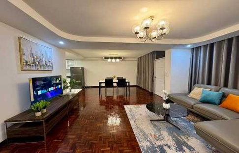 For rent Siam Condominium Rare Unit 106 sq m, 3 bedrooms, 2 bathrooms, fully furnished and equipped with appliances.