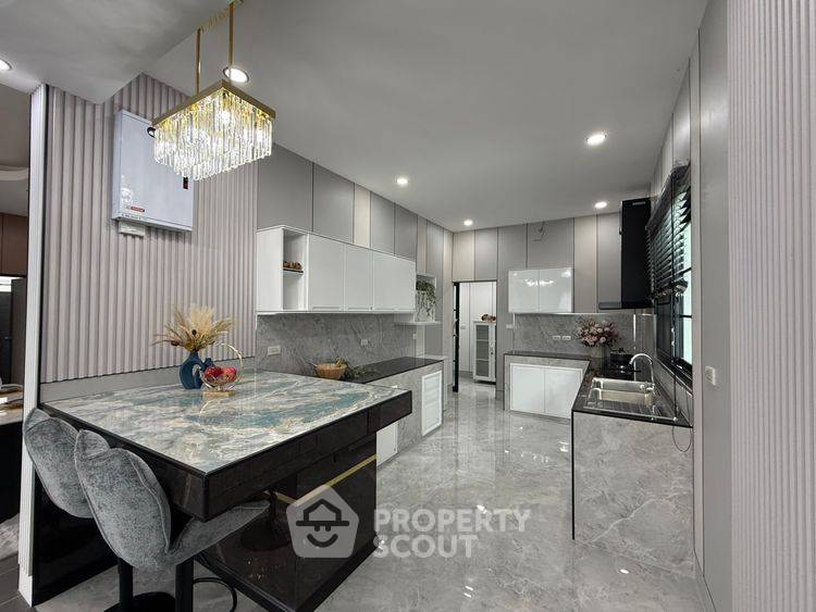 รูป บ้าน 3 ห้องนอน ขาย ในพาราไดซ์ ฮิลล์ โซนพัทยาตะวันออก | เลี้ยงสัตว์ได้ (ID 2428774) - รูปที่ 6/12