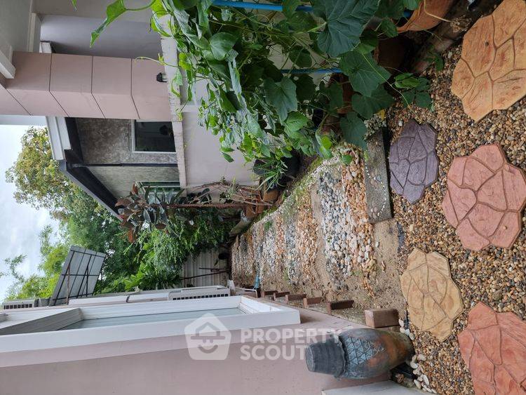 รูป บ้าน 3 ห้องนอน วิลล่า จามจุรี รามอินทรา-หทัยราษฎร์ รับเลี้ยงสัตว์ได้ (ID 2426028) - รูปที่ 3/17