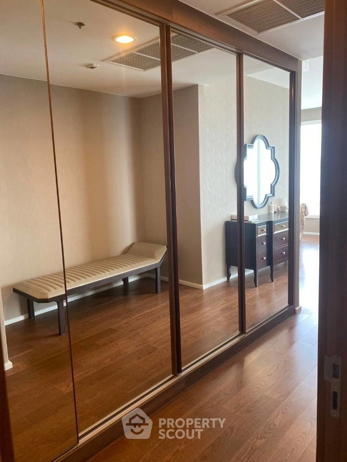 รูป คอนโด 3 ห้องนอน เมนัม เรสซิเดนซ์ ชั้น 26 ใกล้ BTS สะพานตากสิน (ID 1548487) - รูปที่ 8/18