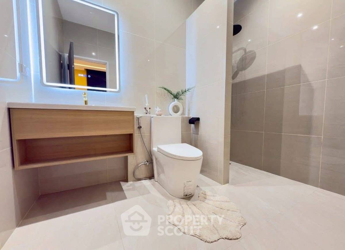 รูป วิลล่า 5 ห้องนอน พร้อมสระส่วนตัว สวนสวย ที่ My Room Pool Villa Pattaya (ID 2428822) - รูปที่ 8/19