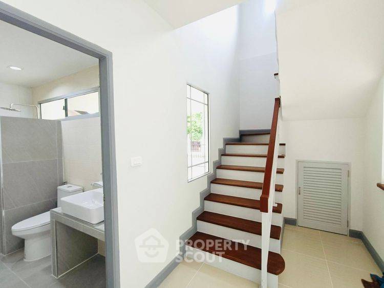 picture Pet-Friendly 3-BR House For Sale At Siwalee Ratchaphruek-Chiang Mai (ID 2426525) - 4/11