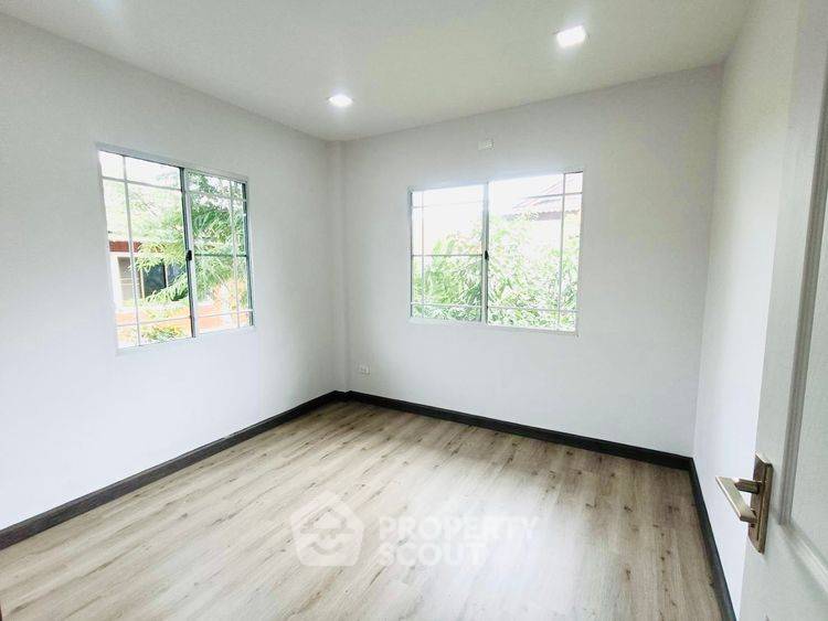 picture Pet-Friendly 3-BR House For Sale At Siwalee Ratchaphruek-Chiang Mai (ID 2426525) - 10/11