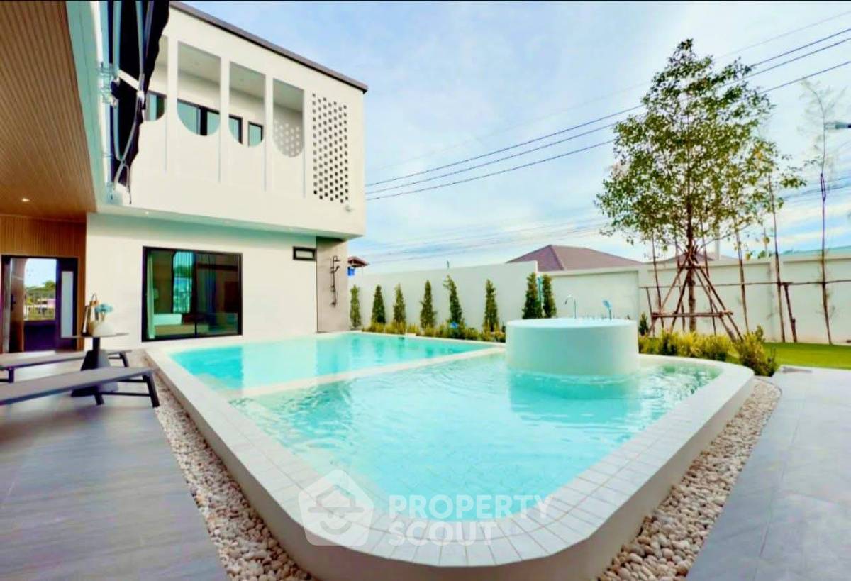 รูป วิลล่า 5 ห้องนอน พร้อมสระส่วนตัว สวนสวย ที่ My Room Pool Villa Pattaya (ID 2428822) - รูปที่ 2/19