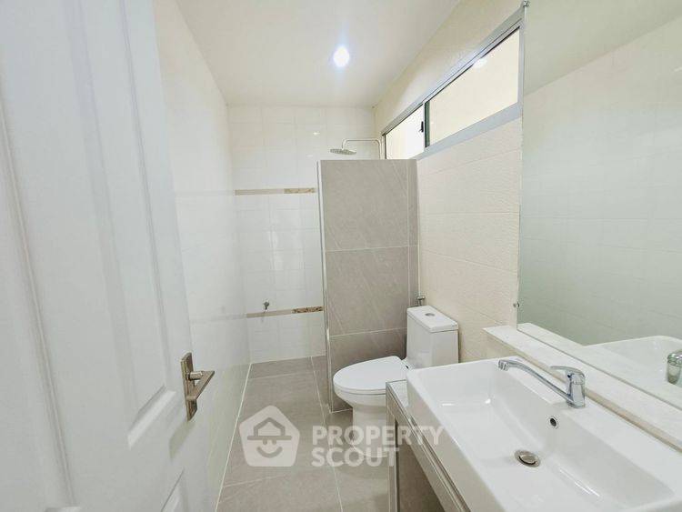 picture Pet-Friendly 3-BR House For Sale At Siwalee Ratchaphruek-Chiang Mai (ID 2426525) - 5/11
