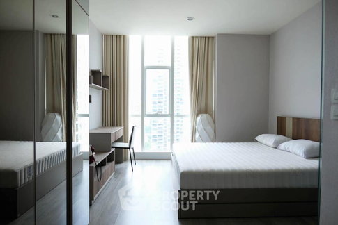 17th-Floor 1-BR Condo At The Room Sathorn Near BTS Saint Louis (ID 2112507)