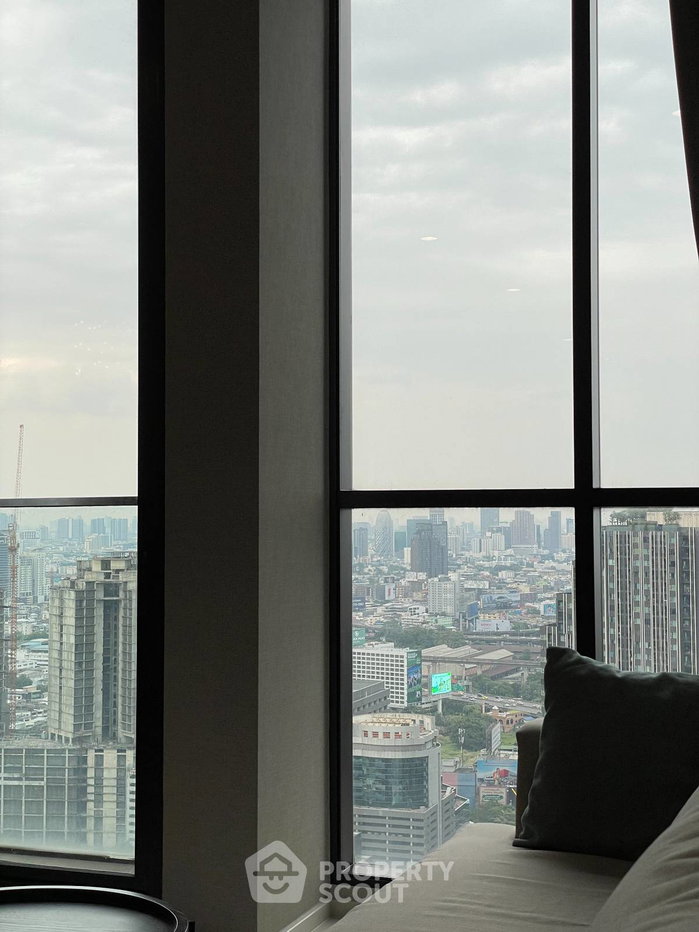 รูป คอนโด 2 ห้องนอน 82 ตร.ม. ชั้นสูง ที่ โนเบิล เพลินจิต ใกล้ BTS เพลินจิต 100 ม. (ID 1508352) - รูปที่ 9/27