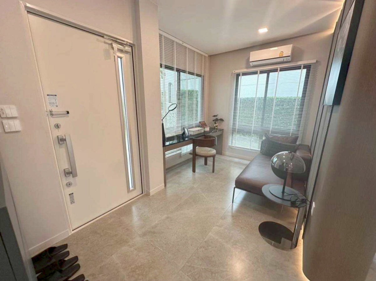 รูป LB017 ขายบ้านหรู หมู่บ้านมัณฑนา กม.15 | บ้านหัวมุมทิศเหนือ - รูปที่ 8/9