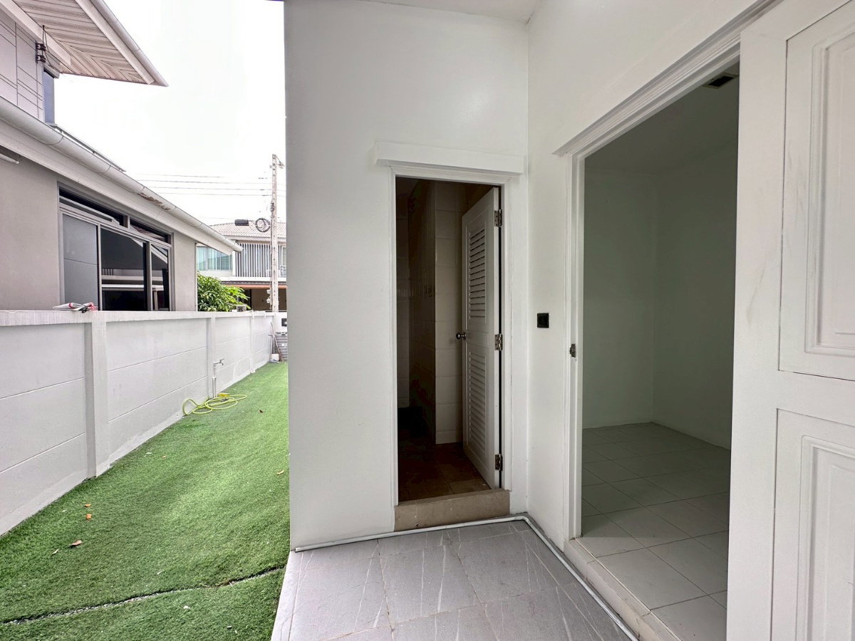 รูป หมู่บ้านเฟอร์เฟค เพลส พัฒนาการ - ศรีนครินทร์ เฟอร์นิเจอร์พร้อมเข้าอยู่ ID LINE : @471ovhib 📲 - รูปที่ 33/80
