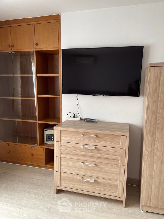 picture High-Floor 2-BR 91 Sqm At Top View Tower Condo, 300m to BTS Thong Lor (ID 882906) - 6/27