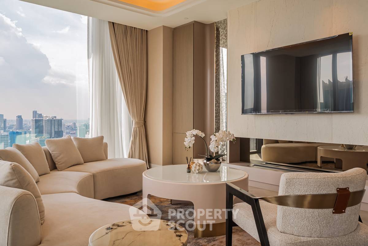 picture 3-BR Condo At One 89 Wireless, 31st Floor | 200m to MRT Lumphini (ID 2034254) - 2/13