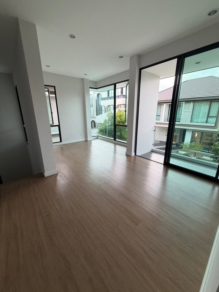 รูป ให้เช่า บ้านเดี่ยว 2 ชั้น เอเวียน บางนา กม.5 - รูปที่ 3/6