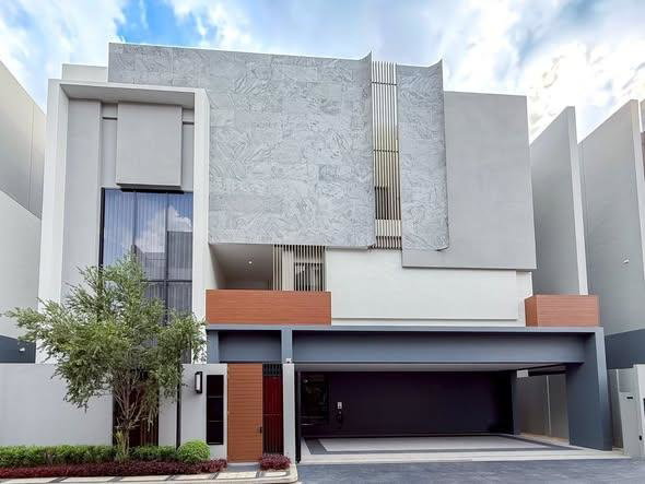บ้านเดี่ยวให้เช่า : LB019 ให้เช่าวิลล่าหรู โครงการ BuGaan กรุงเทพกรีฑา โครงการจากแสนสิริ ที่ออกแบบเพื่อความเป็นส่วนตัวสูง พร้อมสังคมคุณภาพและสิ่งอำนวยความสะดวกครบครัน
